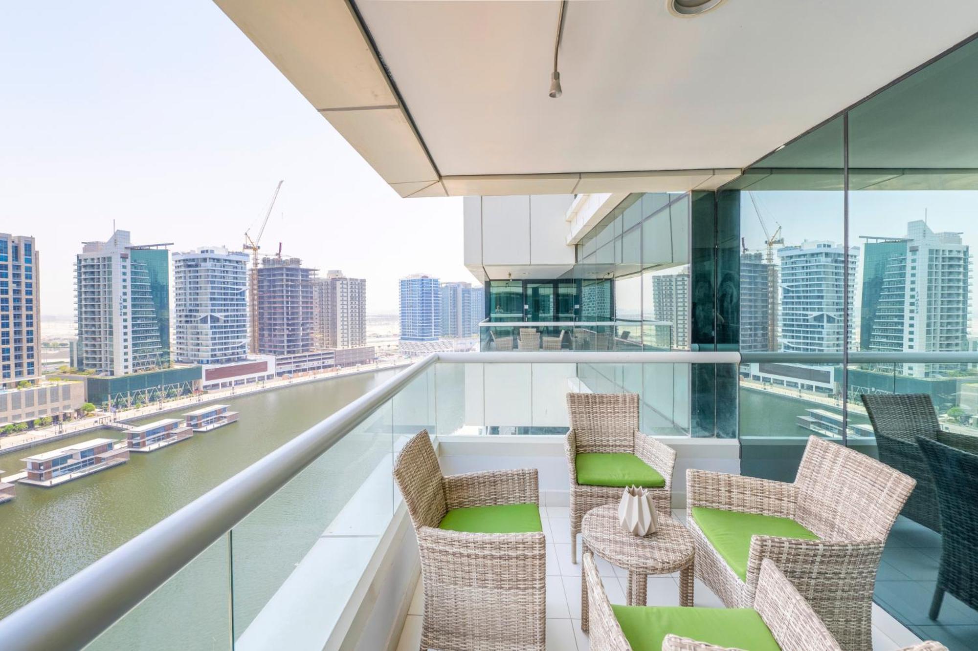 Damac Canal Views Residences Dubai Exterior foto