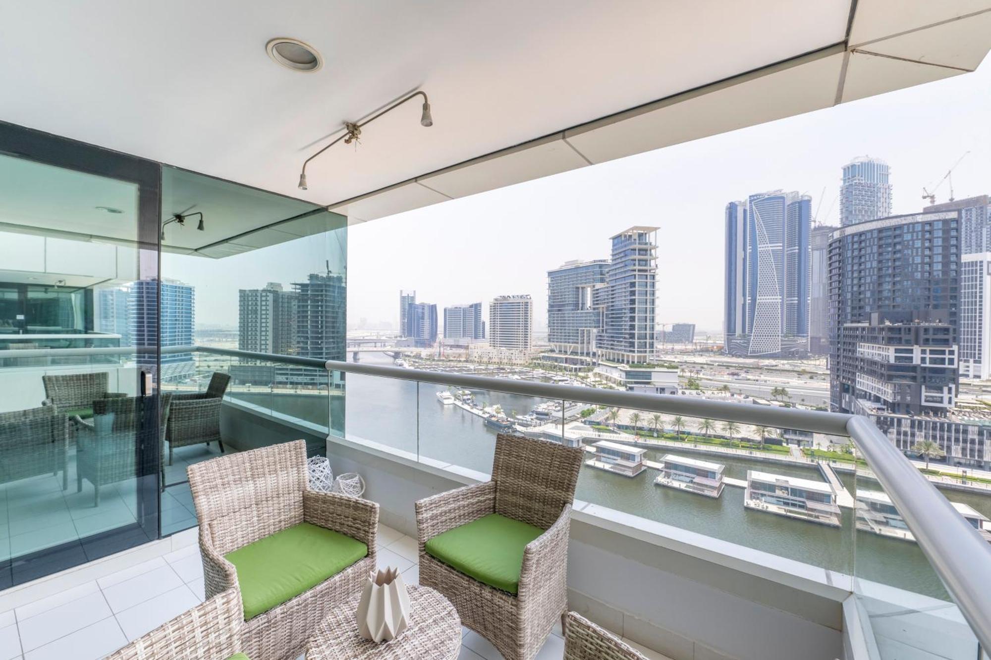 Damac Canal Views Residences Dubai Exterior foto