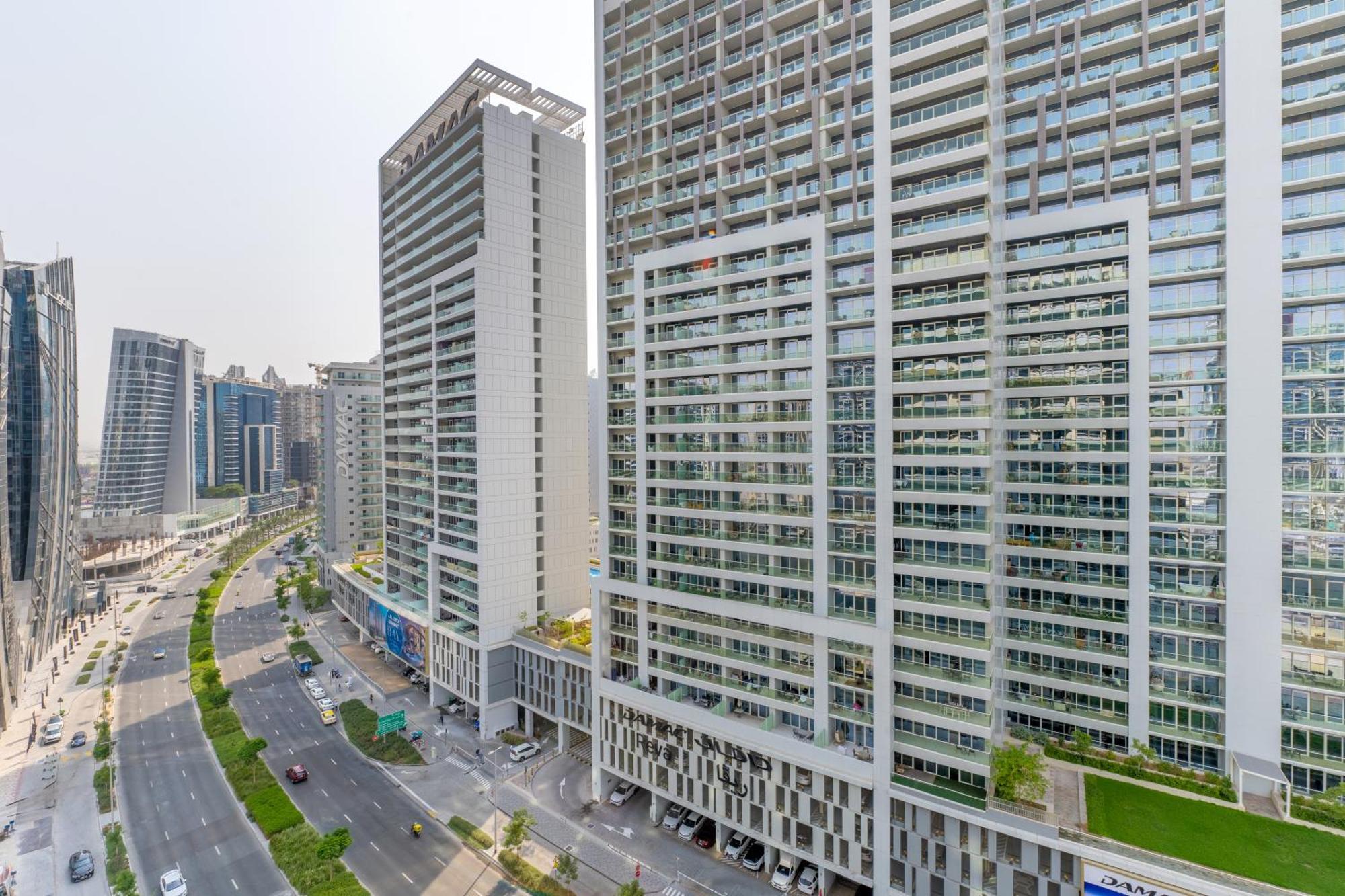 Damac Canal Views Residences Dubai Exterior foto